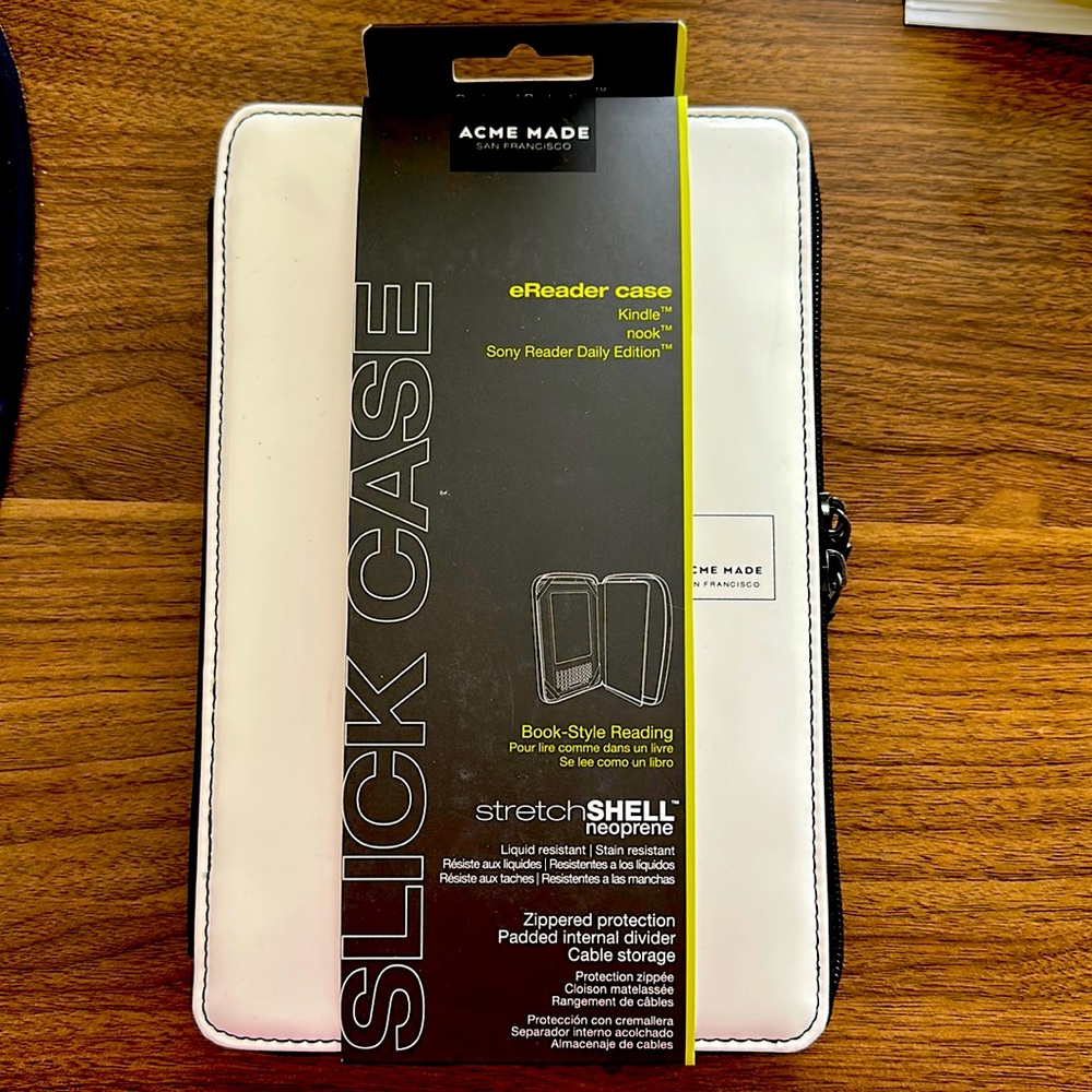 eReader case for Kindle, Nook or Sony Reader Daily Edition